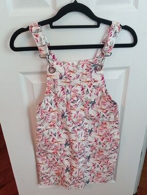 Girls Jumper With Pockets Size 7/8